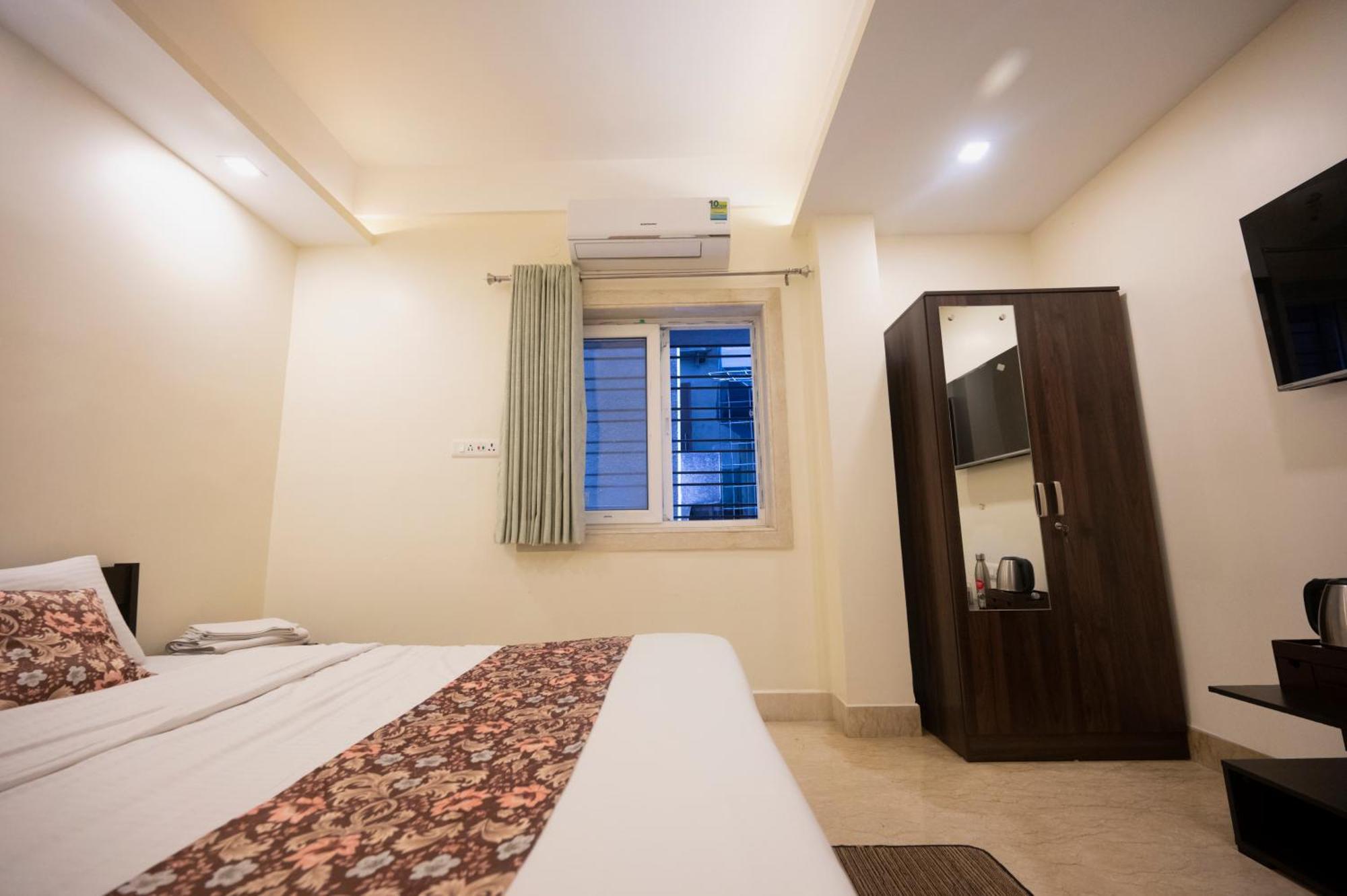 Lakeside Suites コルカタ エクステリア 写真